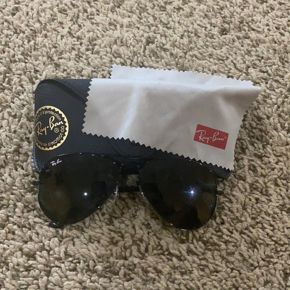 Ray-Ban Classic Aviator